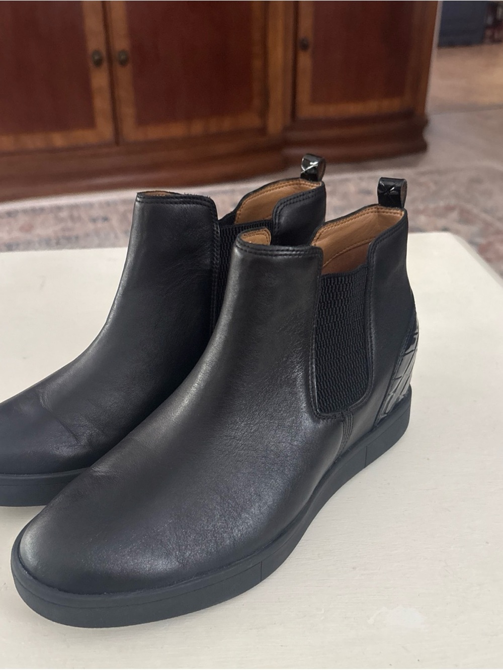 Vionic Black Leather Chelsea Wedge Booties